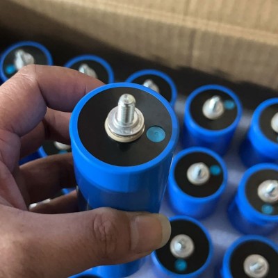 全新亿纬C40/C33磷酸铁锂电池适用电动车户外电源储能换电路灯