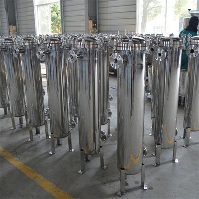 1 2 4号液体布袋式过滤器304不锈钢自来水深井水前置预处理净水机